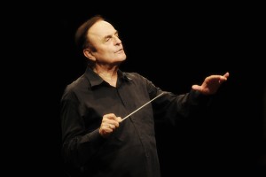 2011 Charles Dutoit