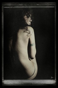 La jeune femme Xochik Portrait femme noir et blanc Christina Alonso Photographies ©